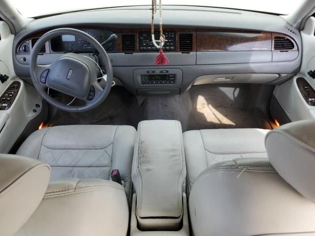 1999 Lincoln Town Car Executive