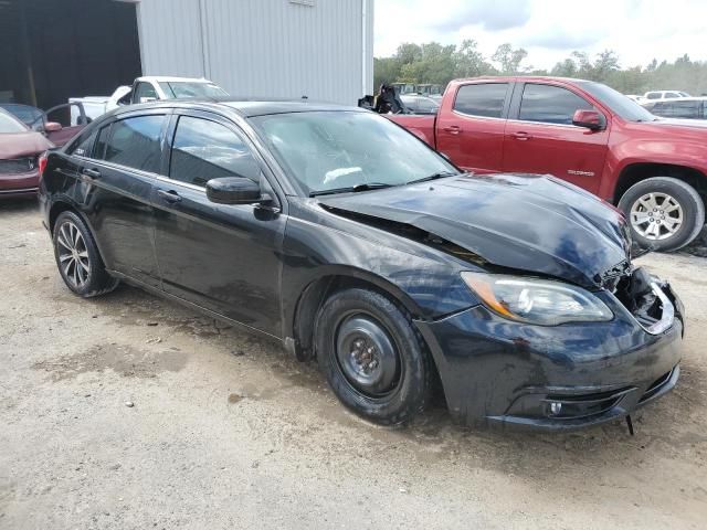 2012 Chrysler 200 Touring