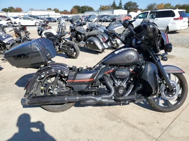 2018 Harley-Davidson Flhxse CVO Street Glide