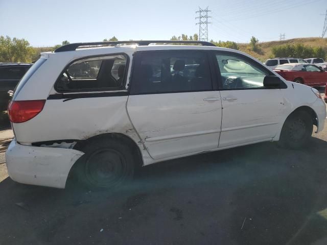 2008 Toyota Sienna CE