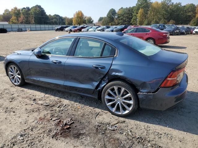 2019 Volvo S60 T5 Momentum