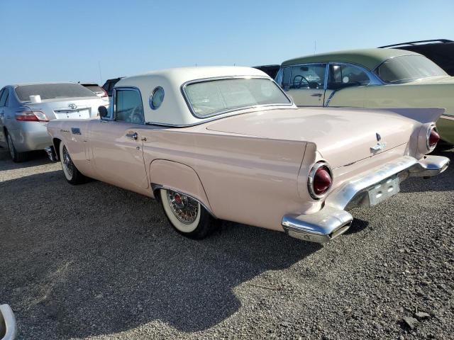 1957 Ford Thunderbird