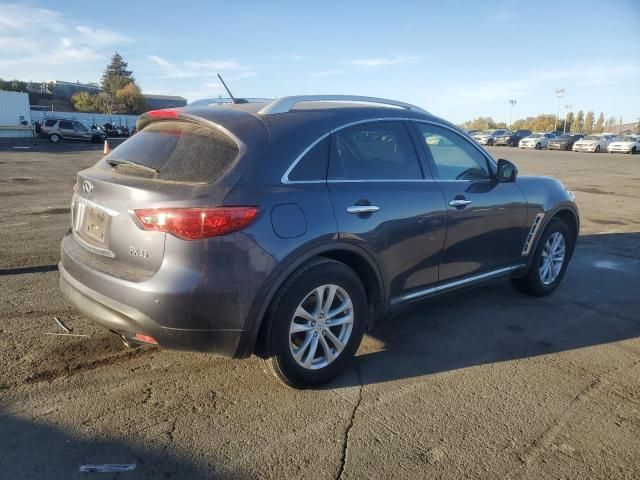 2011 Infiniti FX35