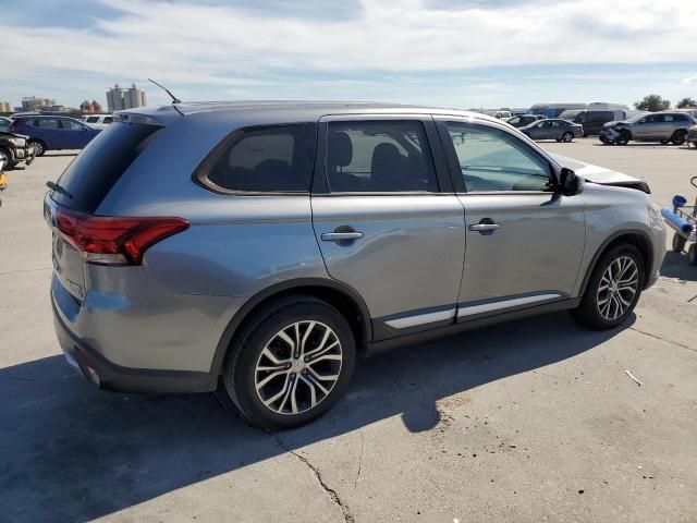 2016 Mitsubishi Outlander SE