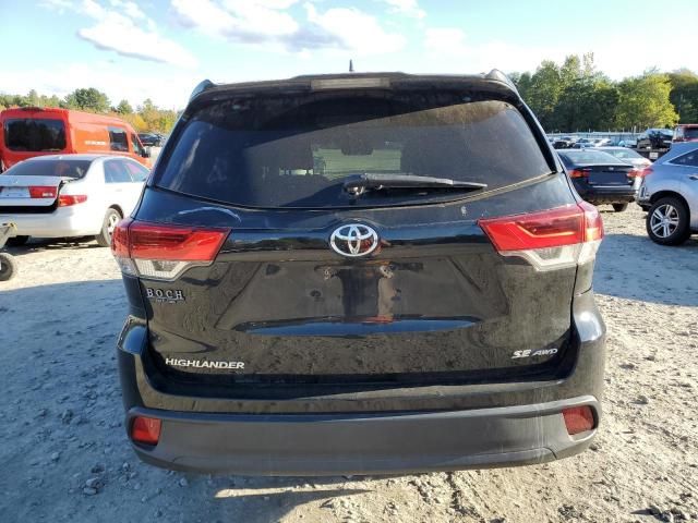 2017 Toyota Highlander SE