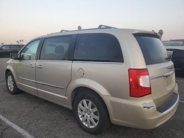 2013 Chrysler Town & Country Touring