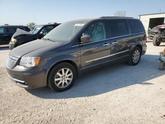 2016 Chrysler Town & Country Touring