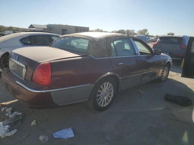 2004 Lincoln Town Car Ultimate