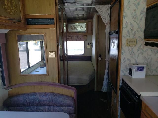 1992 Winnebago 1992 Chevrolet P30