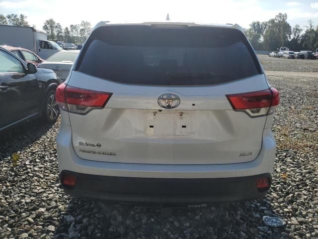 2019 Toyota Highlander SE