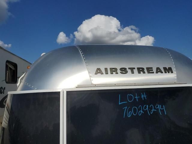 2016 Airstream Internatio