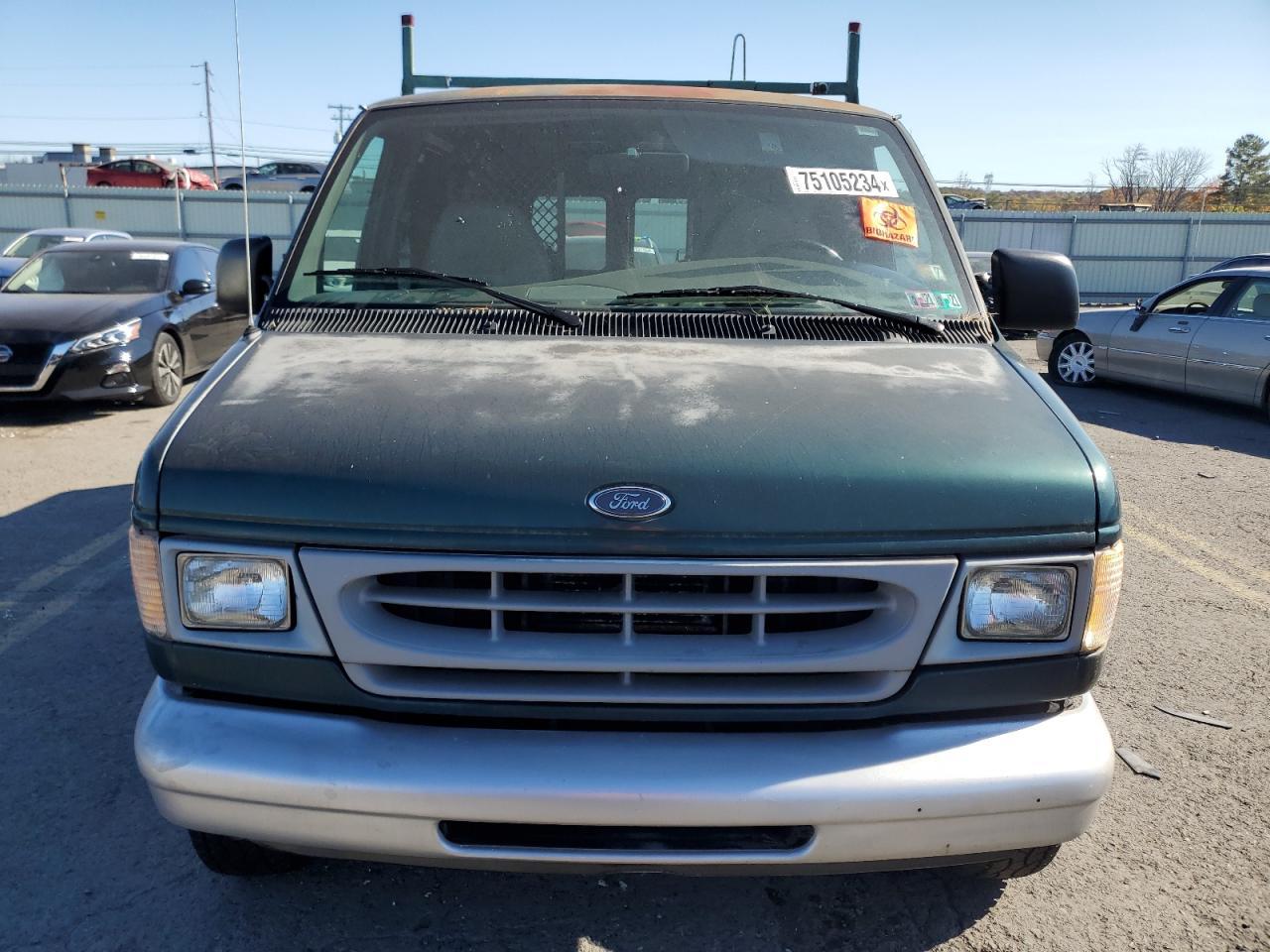 2000 Ford Econoline E150 Van