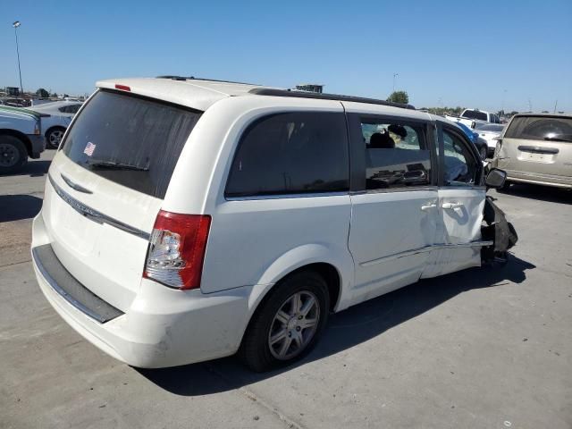 2012 Chrysler Town & Country Touring