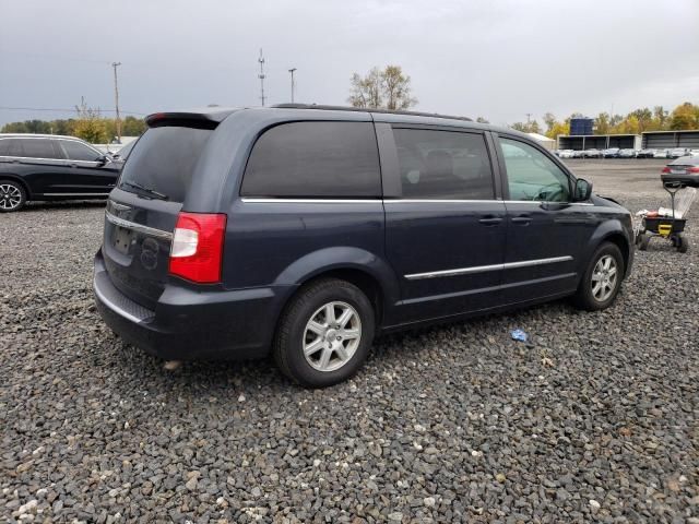 2013 Chrysler Town & Country Touring