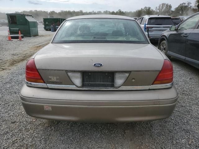 2001 Ford Crown Victoria