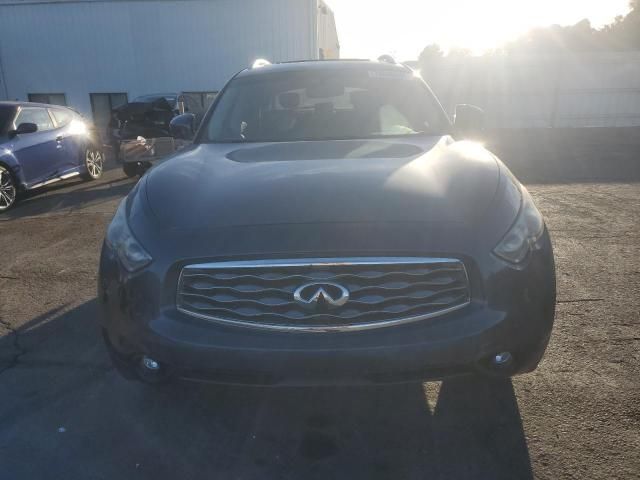 2011 Infiniti FX35