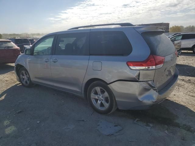 2011 Toyota Sienna LE