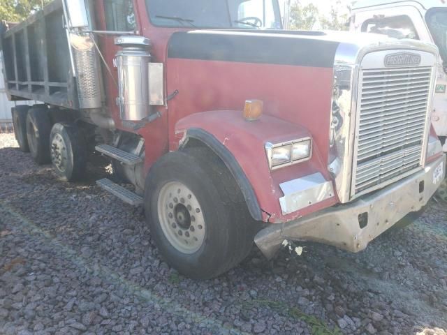 1994 Freightliner Conventional FLD120