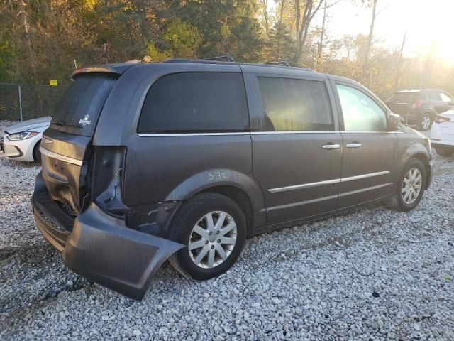 2016 Chrysler Town & Country Touring