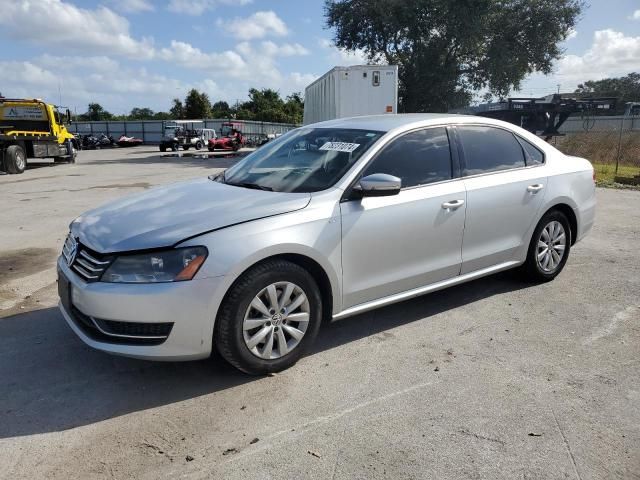 2014 Volkswagen Passat S