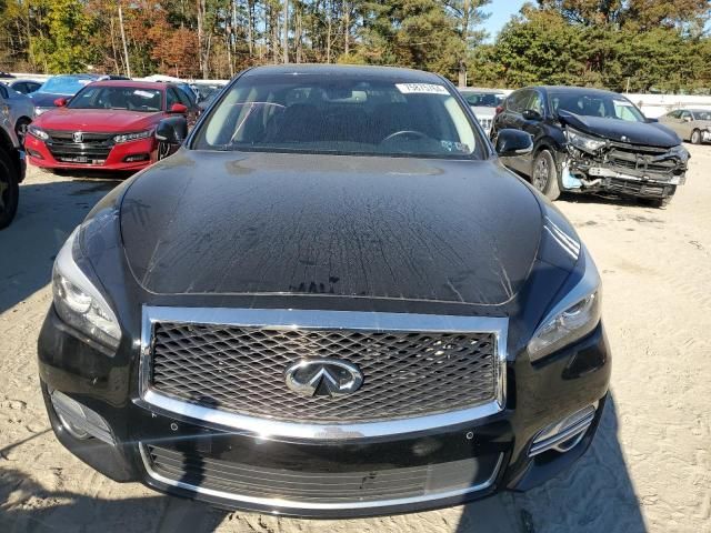 2015 Infiniti Q70 3.7