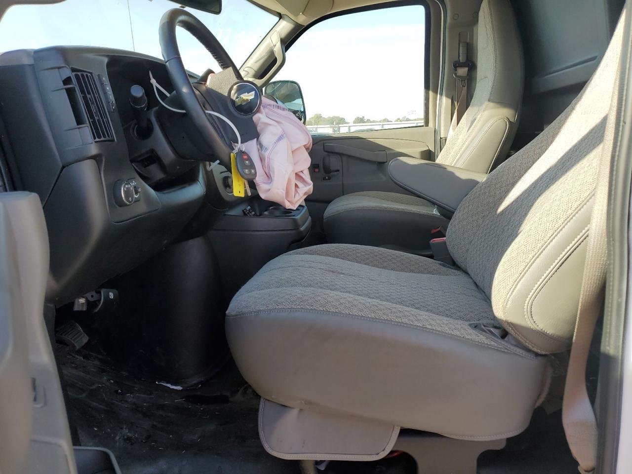2023 Chevrolet Express G2500