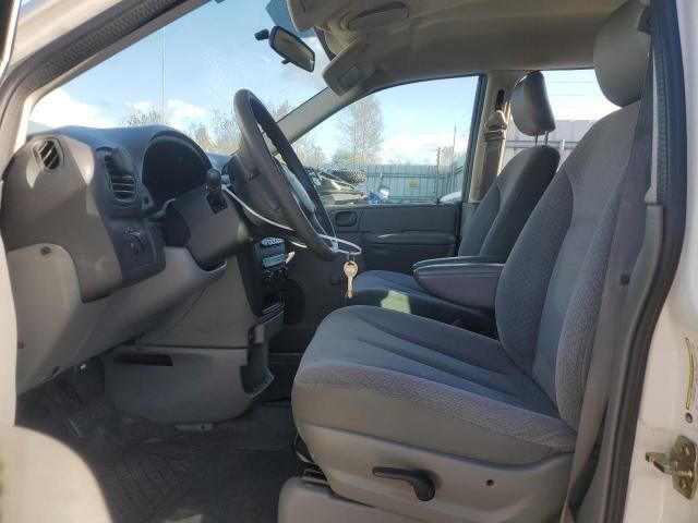 2005 Dodge Caravan SE