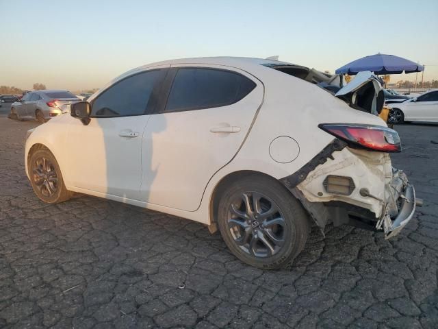 2019 Toyota Yaris L