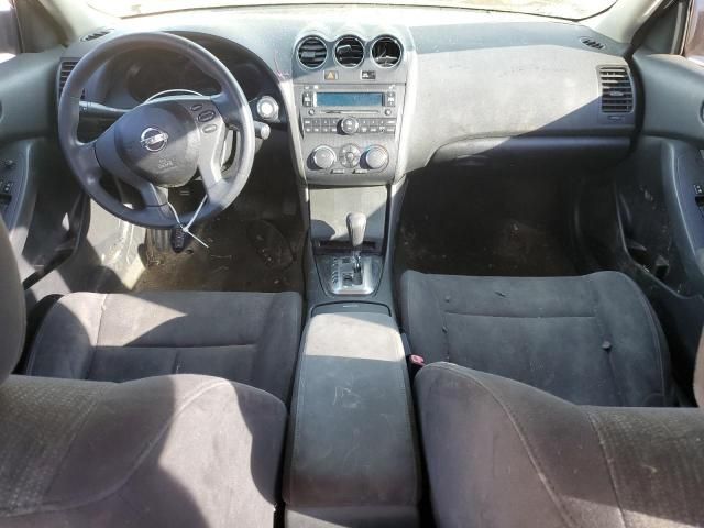 2010 Nissan Altima Base