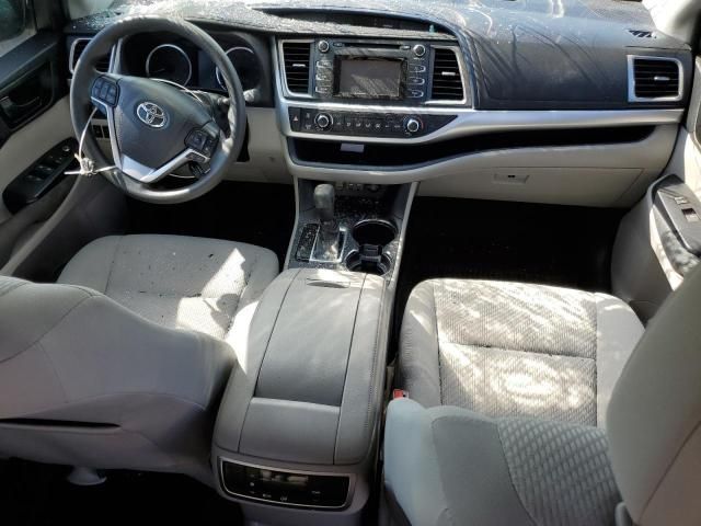 2019 Toyota Highlander LE