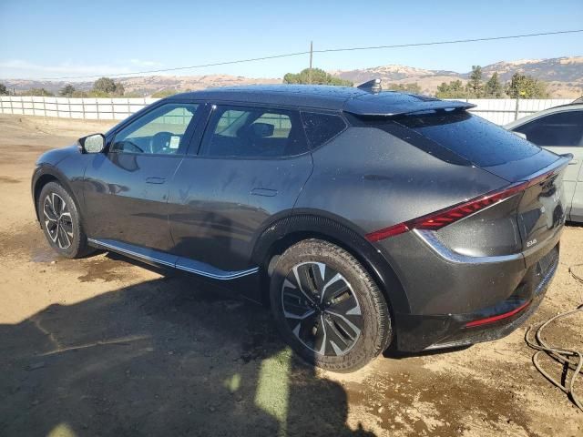 2023 KIA EV6 Light