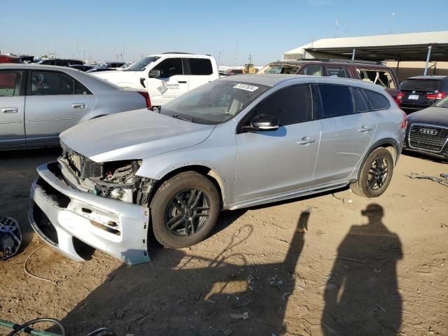 2015 Volvo V60 Cross Country Premier