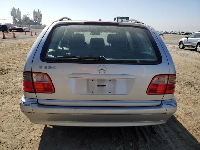 2001 Mercedes-Benz E 320