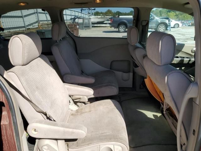 2004 Nissan Quest S