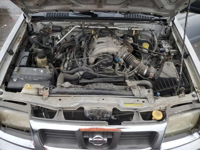 2000 Nissan Frontier Crew Cab XE