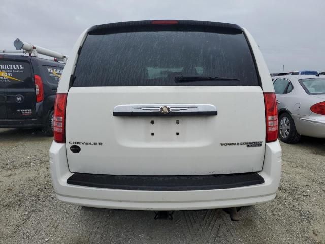 2010 Chrysler Town & Country Touring