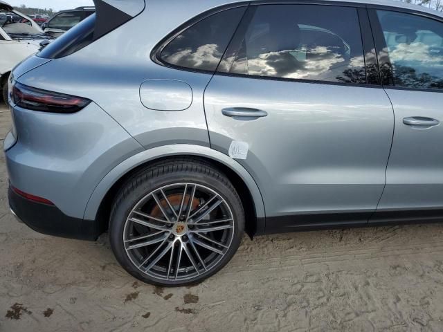 2023 Porsche Cayenne Base