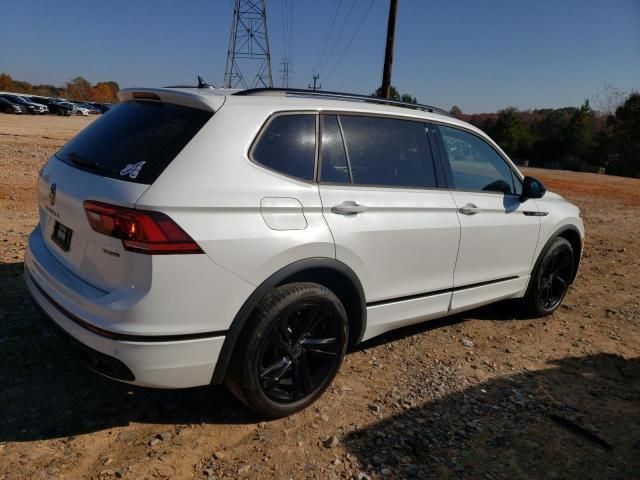 2023 Volkswagen Tiguan SE R-LINE Black