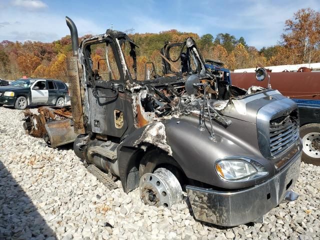 2009 Freightliner Conventional Columbia