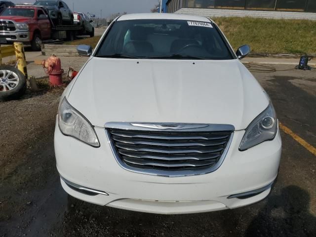 2013 Chrysler 200 Limited