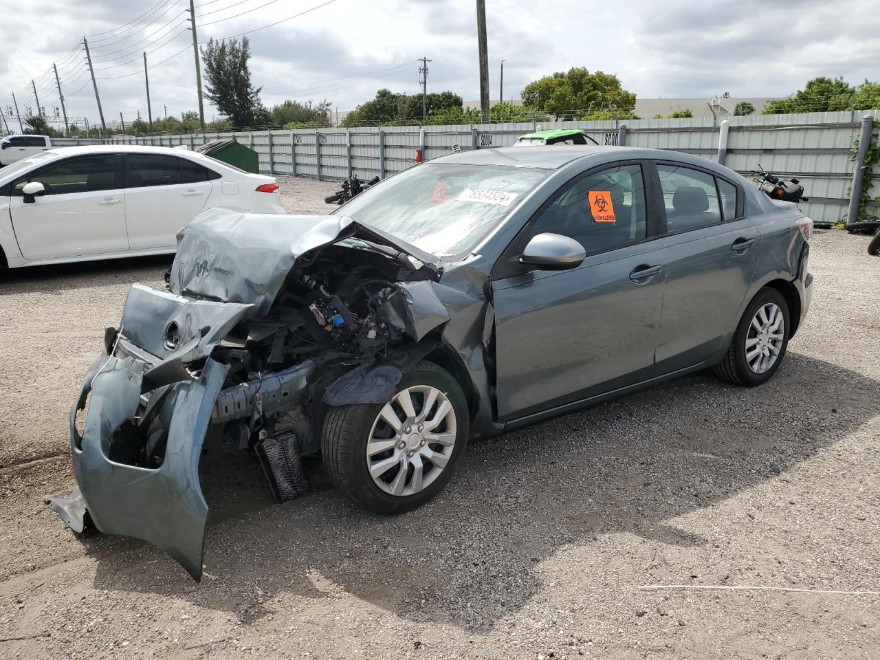 2012 Mazda 3 I