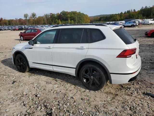 2024 Volkswagen Tiguan SE R-LINE Black