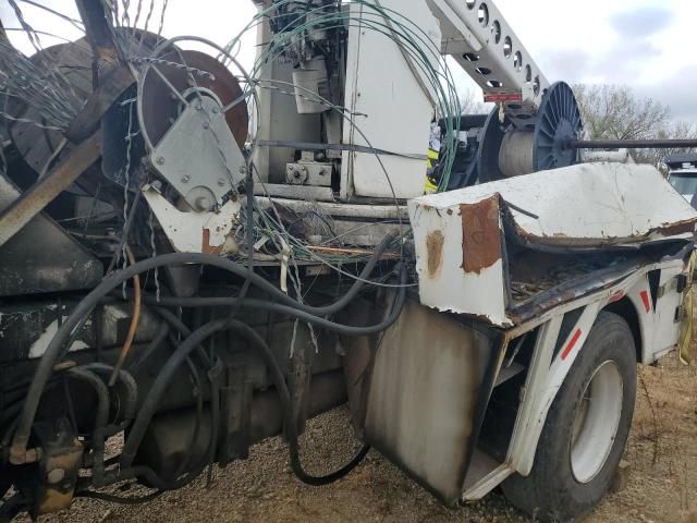 2000 Ford F750 Super Duty