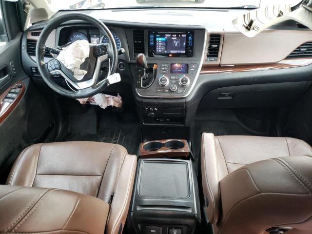 2015 Toyota Sienna XLE