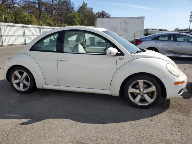 2008 Volkswagen New Beetle Triple White