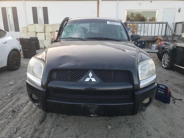 2008 Mitsubishi Raider LS