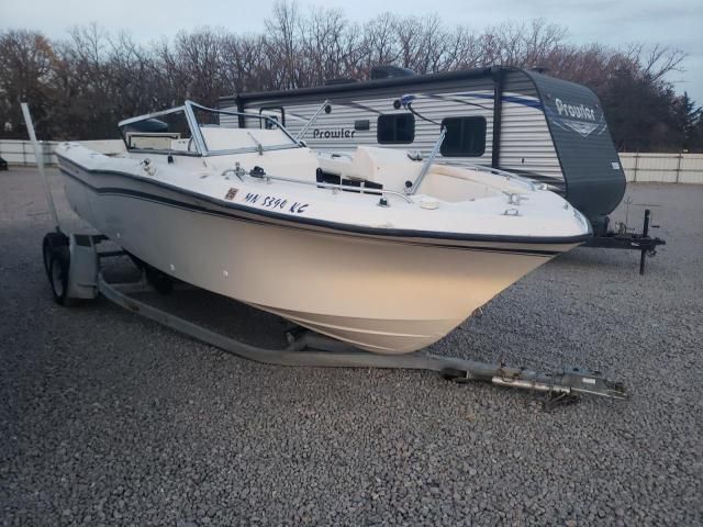 1999 Grady White Boat