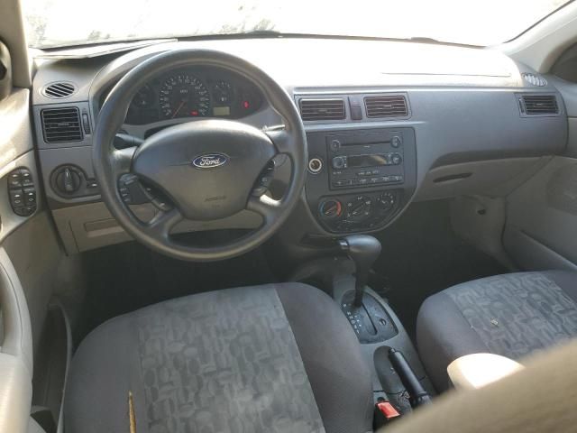 2005 Ford Focus ZX4