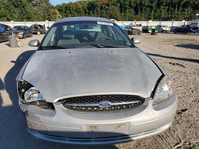 2002 Ford Taurus SE