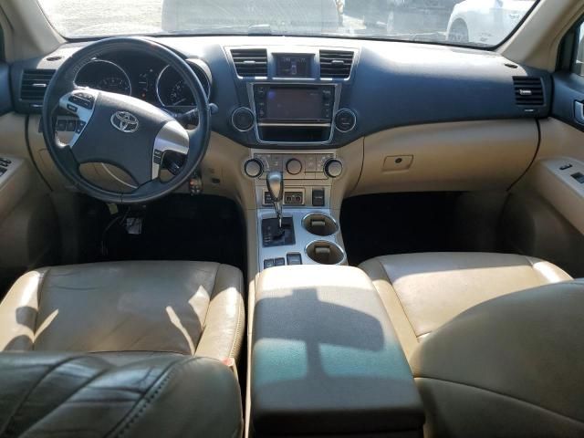 2013 Toyota Highlander Base